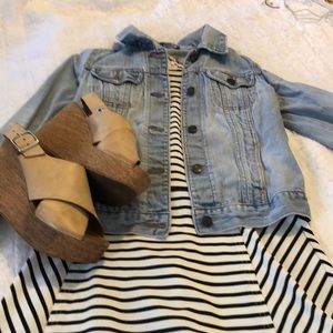 Cute light weight Ann Taylor loft dress